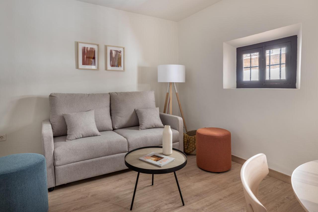 Apartamentos Libere Malaga La Merced Eksteriør bilde