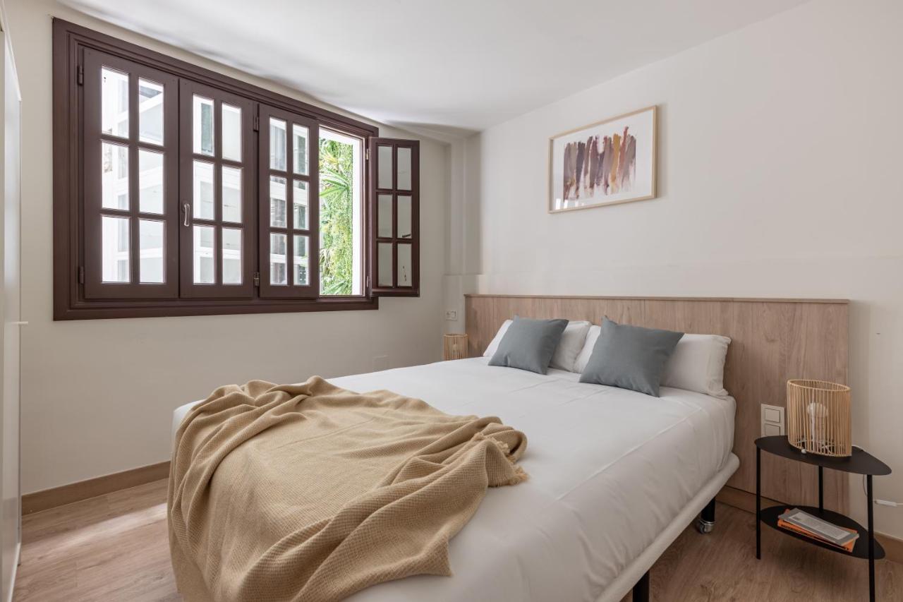 Apartamentos Libere Malaga La Merced Eksteriør bilde