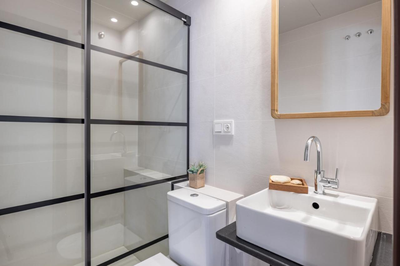 Apartamentos Libere Malaga La Merced Eksteriør bilde